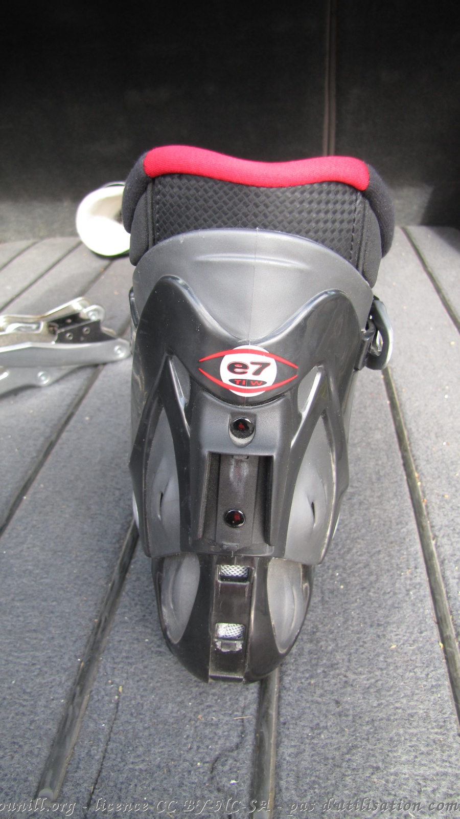 rollerblade_E7_TI_W_arriere.jpg