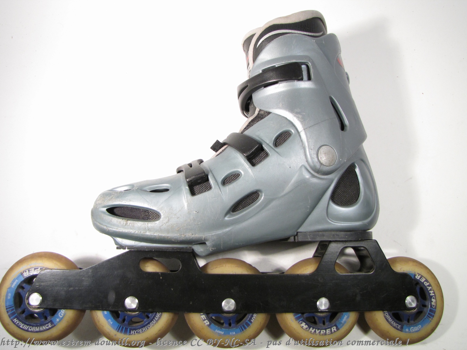 rollerblade_macro_w__interieur.jpg