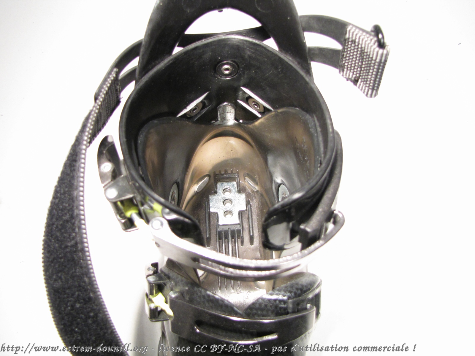 rossignol_descender__croix_arriere.jpg